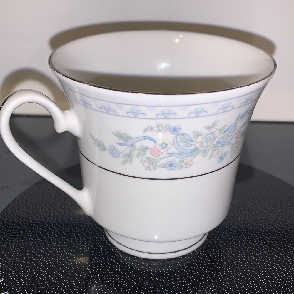 Somerset vintage Porcelain tea cup